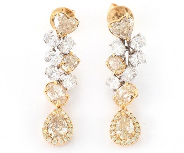 Top 5 Earring Pairs To Match Your Wedding Dress