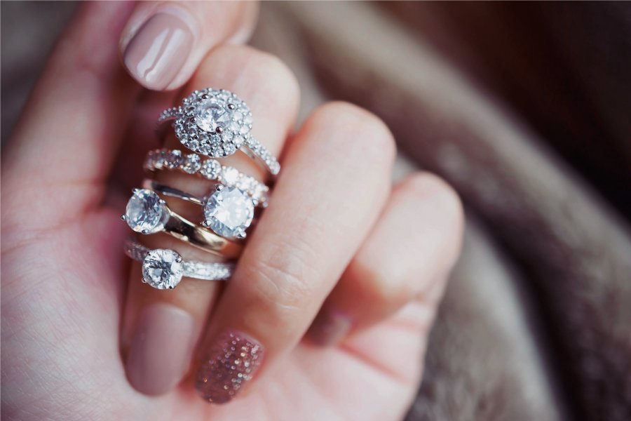White Gold for Engagement Rings - What You Need to Know