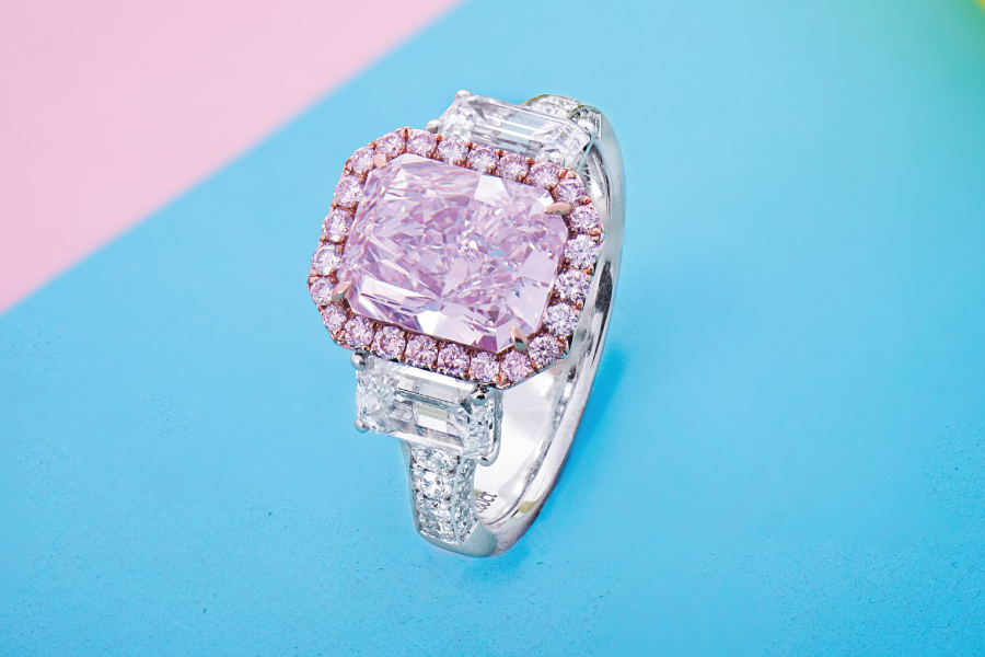 A colorful diamond ring