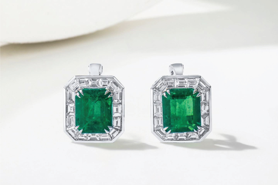 Emerald diamonds