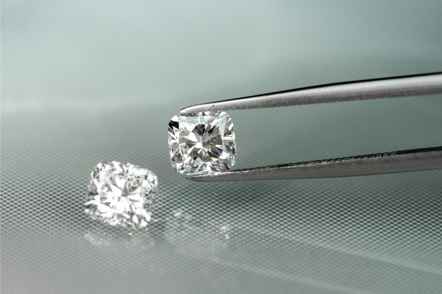 Cushion Cut Diamond Vs. Asscher Cut Diamond: Understanding the Difference