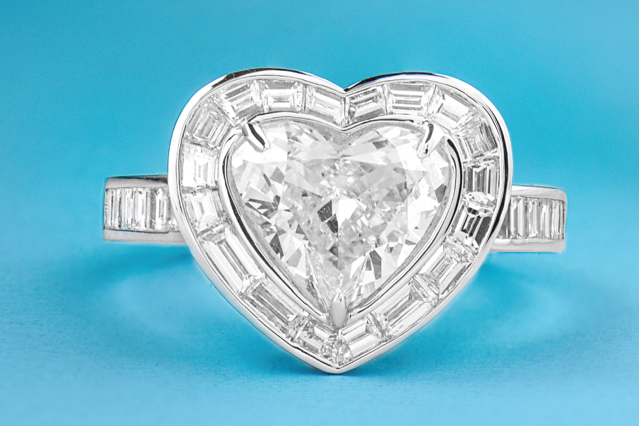 Heart diamond ring