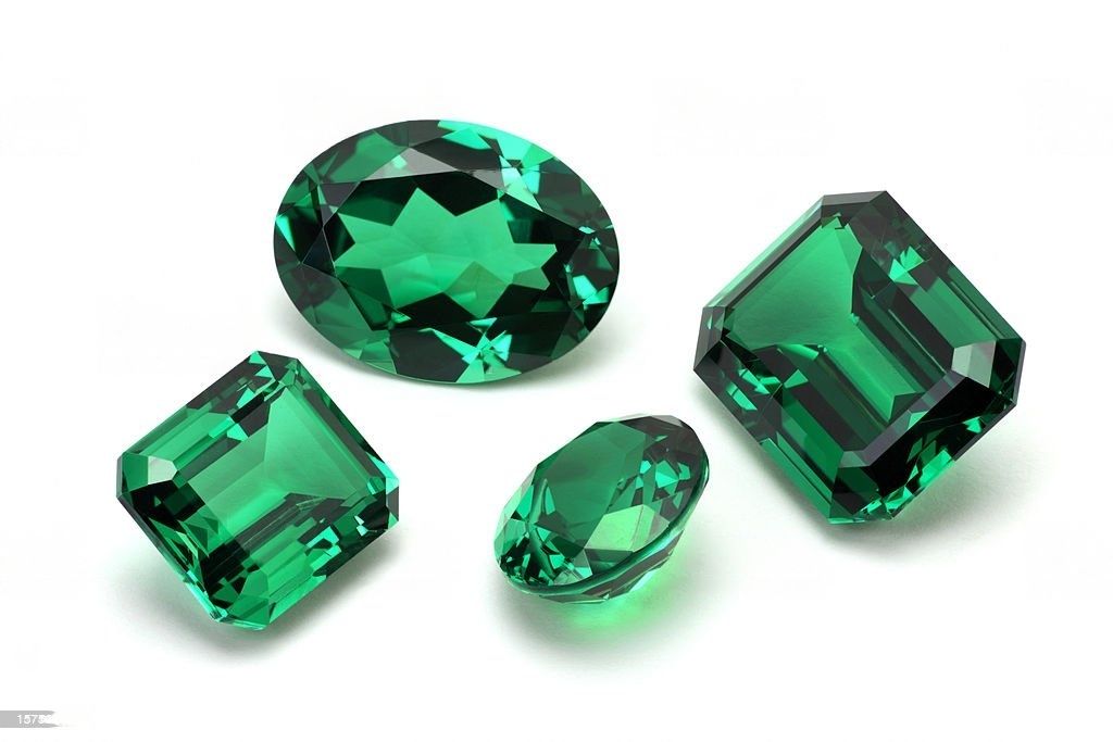 Green on sale coloured gem