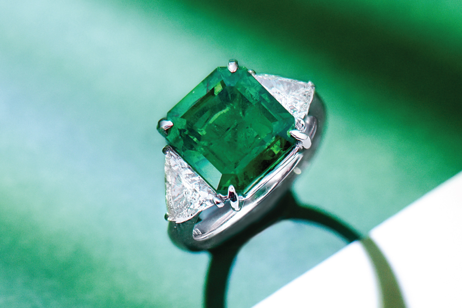 Emerald ring