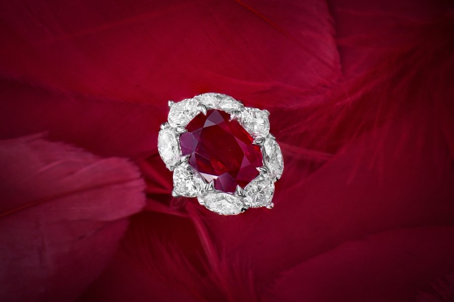 A stunning ruby ring
