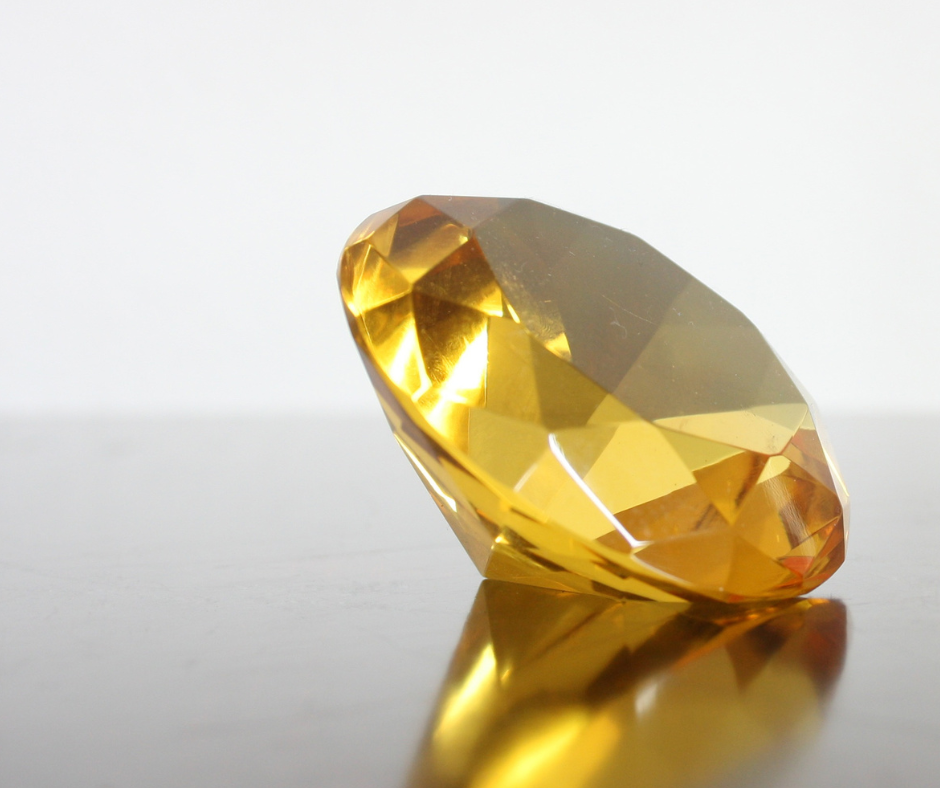 Value of yellow on sale diamonds