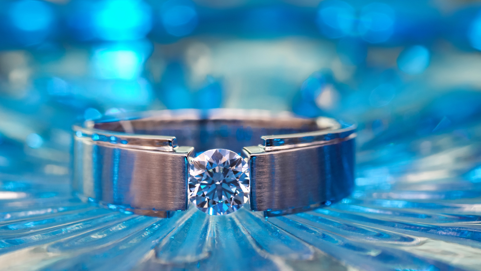 Antique Diamond Rings: A Timeless Treasure
