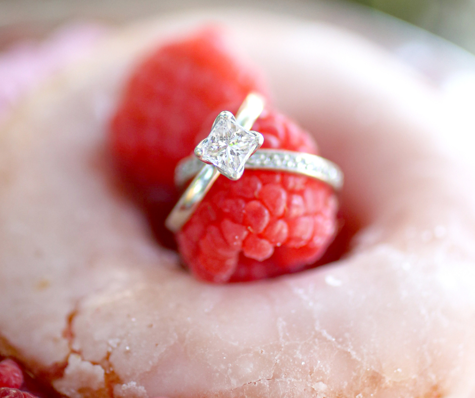 Oval Moissanite Engagement Rings