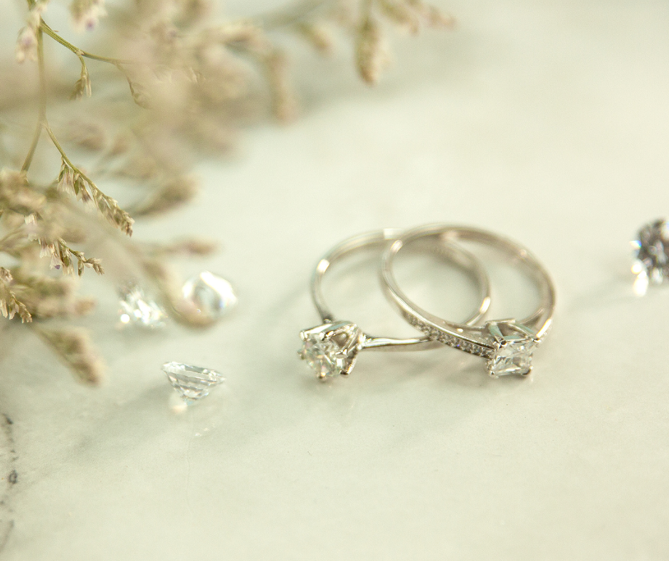 Engagement Rings Halo Round
