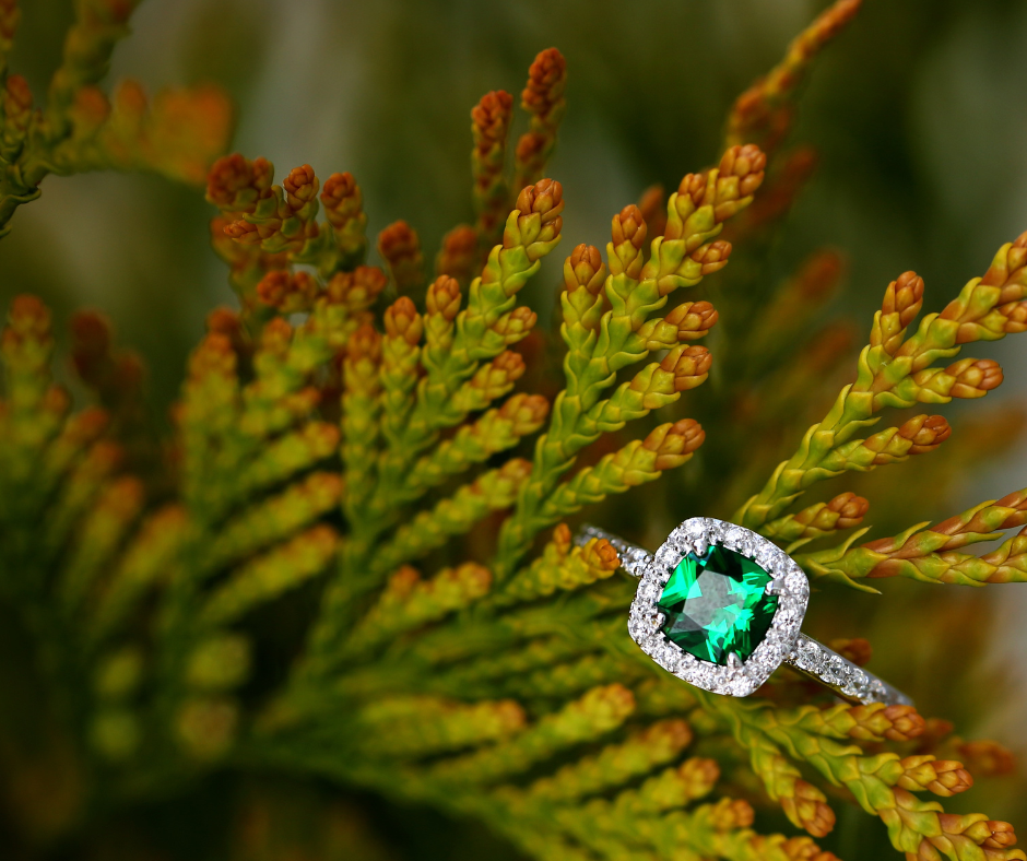 Engagement Rings Halo Round