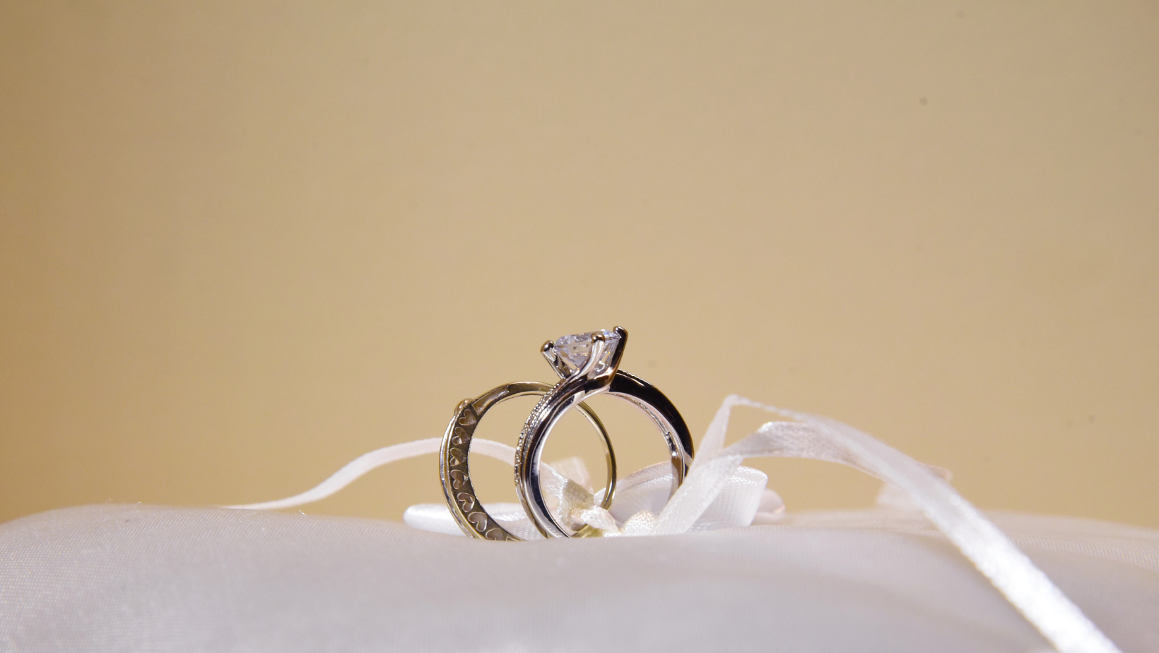 Lost Engagement Ring: How To Find Them Fast