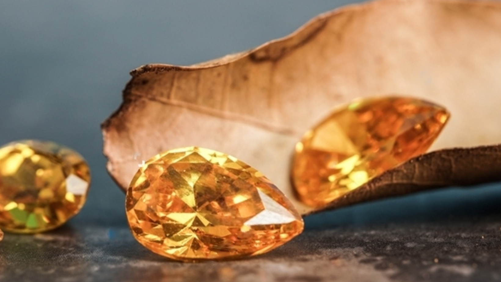 Your Ultimate Guide To Finding And Buying Flawless Yellow Diamonds