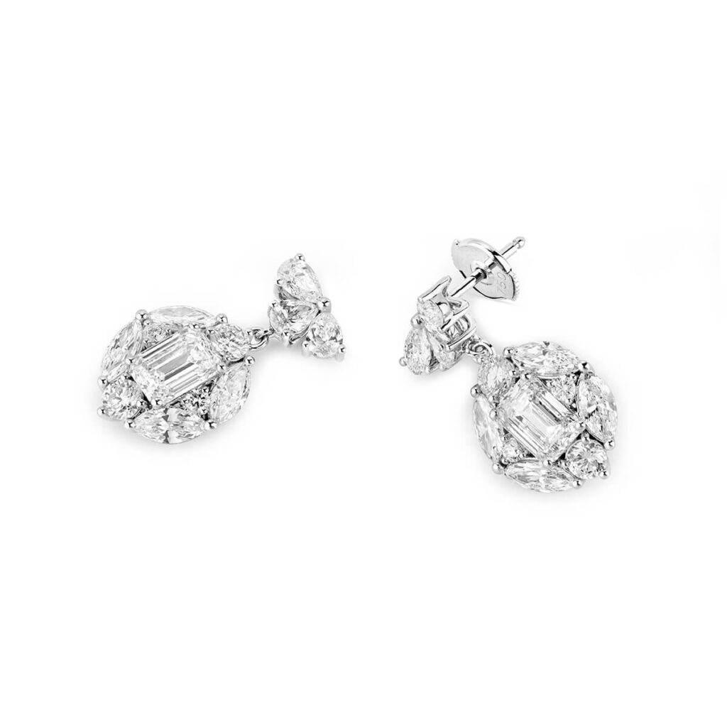 How Big Are 1/4 Carat Diamond Earrings